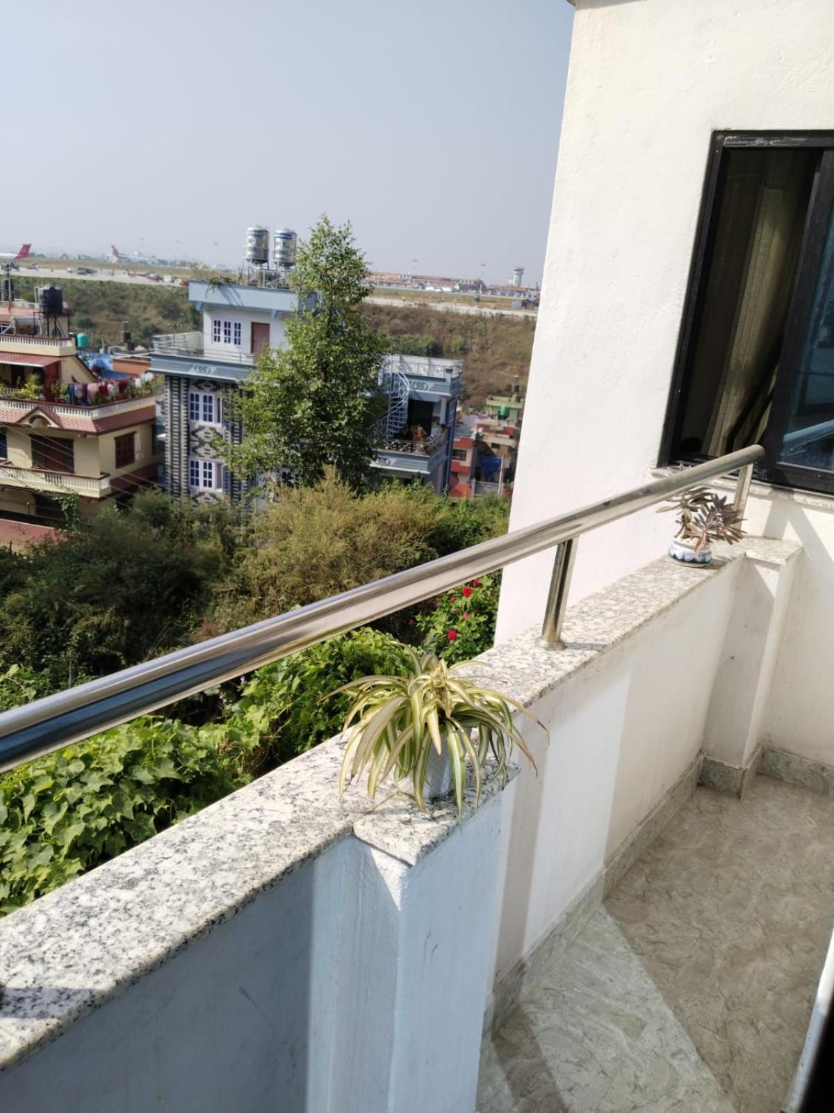 Kathmandu Airport View Hotel And Lodge ภายนอก รูปภาพ
