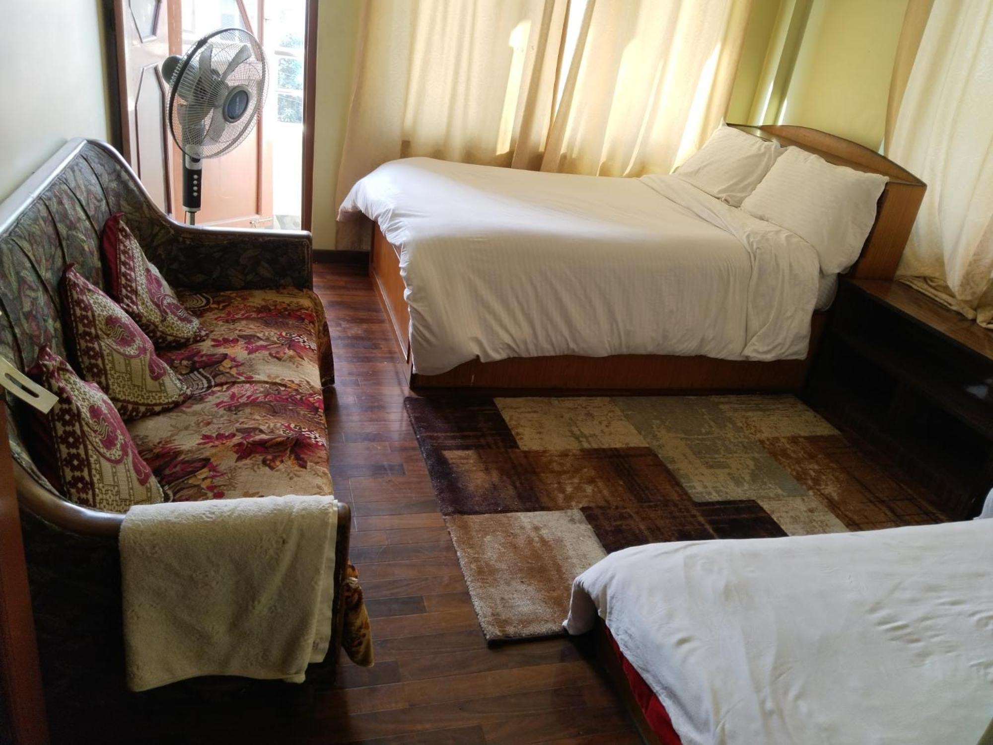 Kathmandu Airport View Hotel And Lodge ภายนอก รูปภาพ